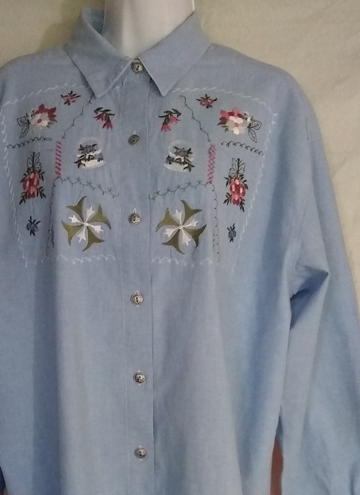 CAPACITY WOMAN FLOWER EMBROIDERED DENIM SHIRT SZXL